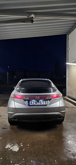 Honda Civic 2 of 5
