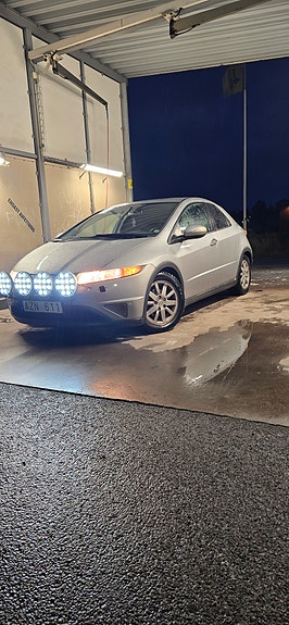 Honda Civic 3 of 5