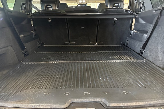 Volvo XC90 13 of 22