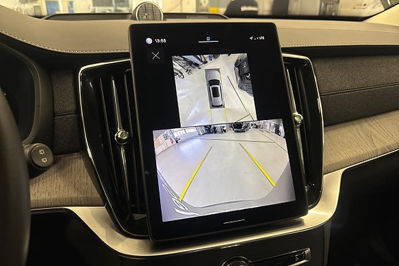 Volvo XC90 17 of 22