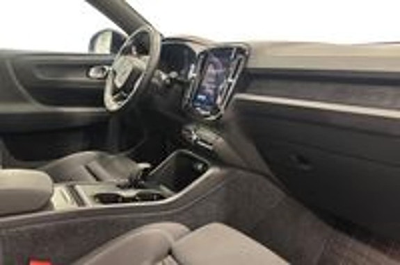 Volvo EX40 10 of 10