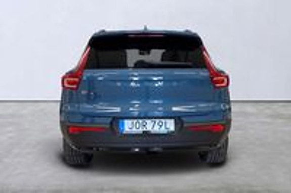 Volvo EX40 5 of 10