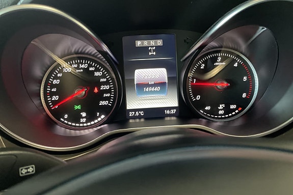 Mercedes-Benz X250 d 13 of 23
