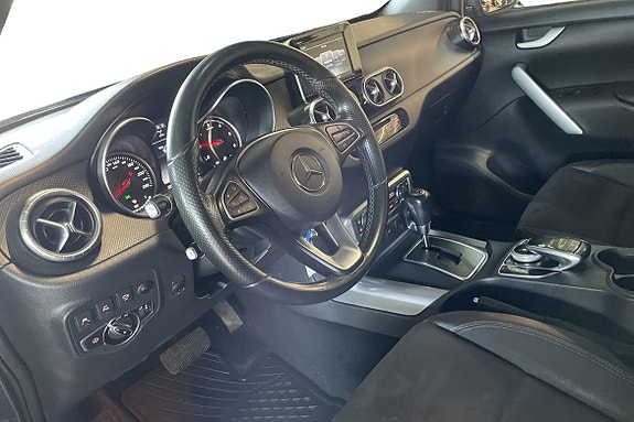 Mercedes-Benz X250 d 11 of 23