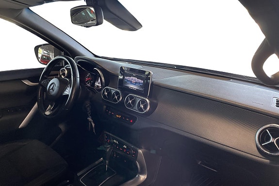 Mercedes-Benz X250 d 9 of 23