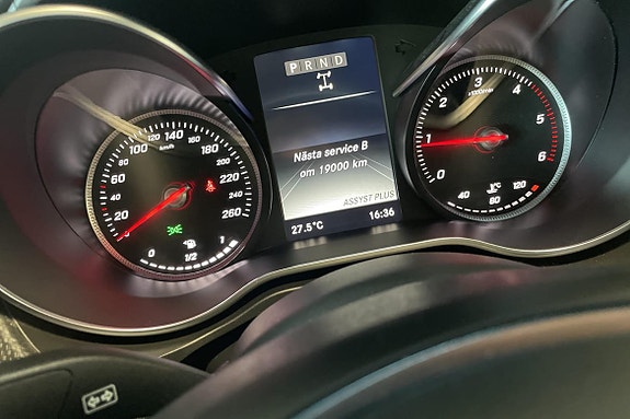 Mercedes-Benz X250 d 14 of 23