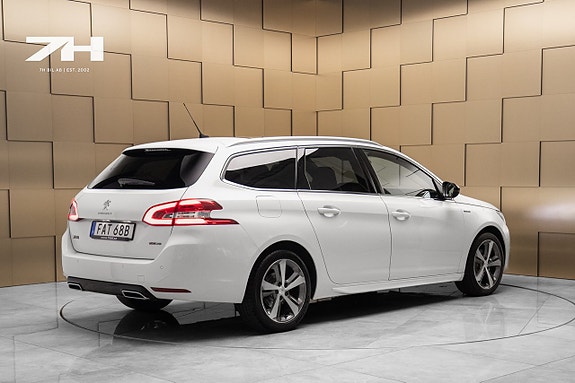 Peugeot 308 SW 5 of 18