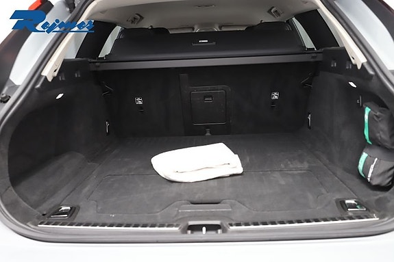 Volvo V90 23 of 30