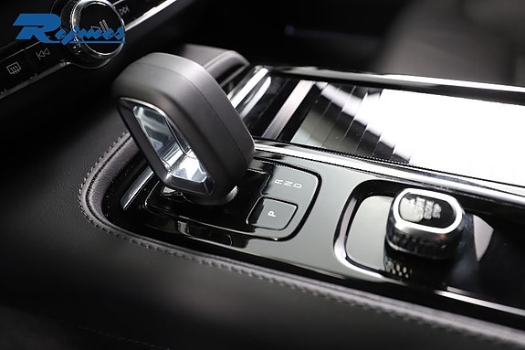 Volvo V90 30 of 30