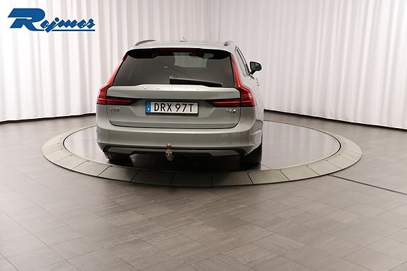 Volvo V90 22 of 30