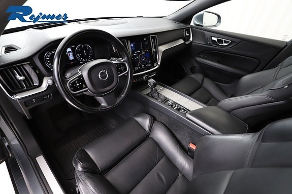 Volvo V60 5 of 29