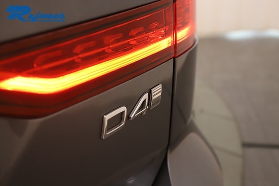 Volvo V60 23 of 29
