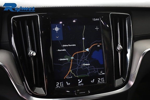 Volvo V60 11 of 29