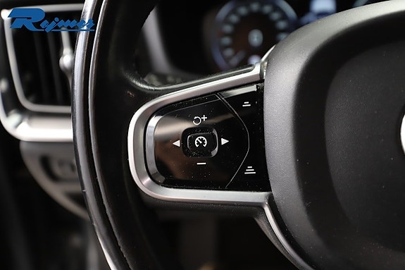 Volvo V60 12 of 29