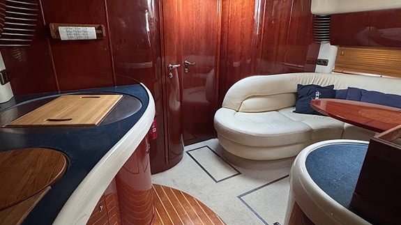 Fairline Targa 43 2002 Finland 8 of 12