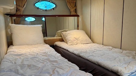 Fairline Targa 43 2002 Finland 11 of 12