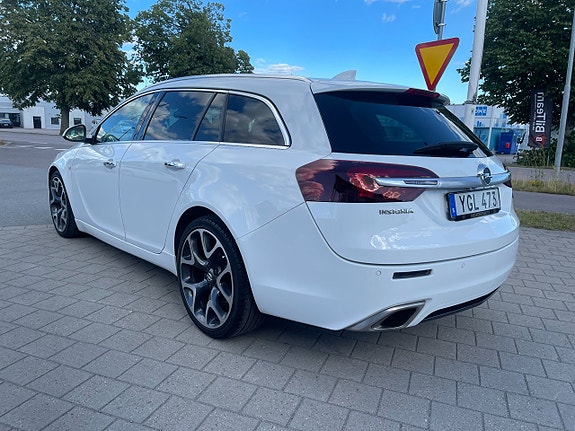 Opel Insignia 8 of 30