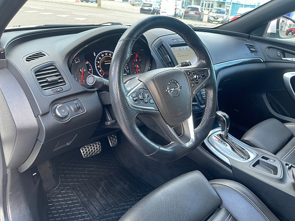 Opel Insignia 17 of 30