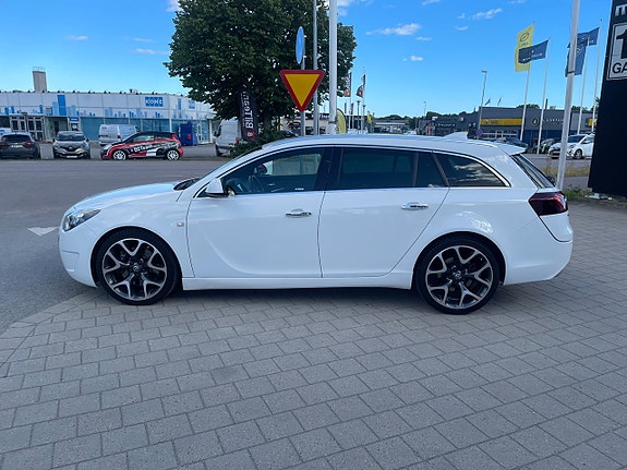 Opel Insignia 9 of 30