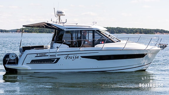 Jeanneau Merry Fisher 895 | 2x Mercury F150 XL/CXL 2 of 5