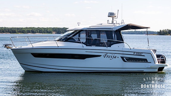 Jeanneau Merry Fisher 895 | 2x Mercury F150 XL/CXL 11 of 30