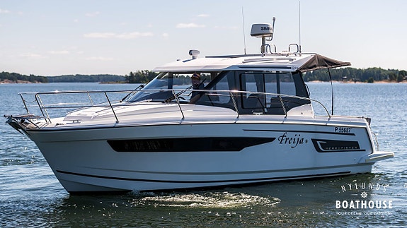 Jeanneau Merry Fisher 895 | 2x Mercury F150 XL/CXL 8 of 30