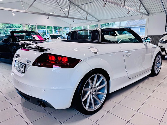 Audi Quattro 3 of 5