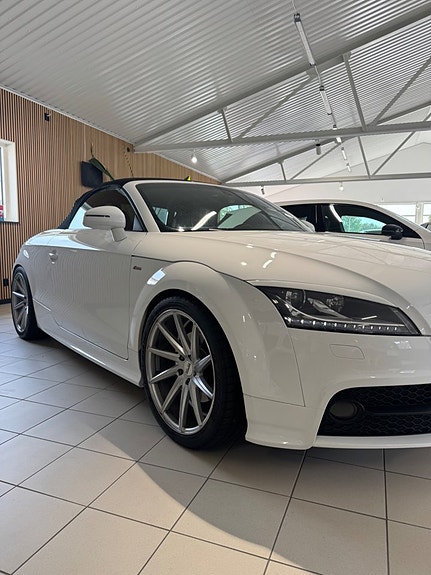 Audi TT 21 of 25