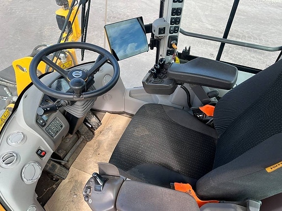 Volvo L 90 H Long Boom 5 of 5