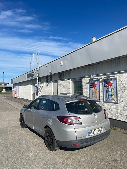Renault Megane III 4 of 5