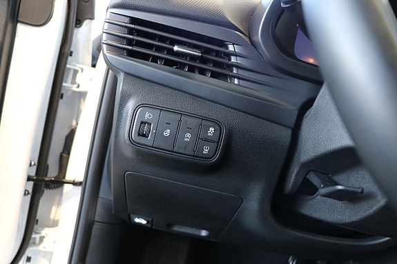 Hyundai i20 12 of 18