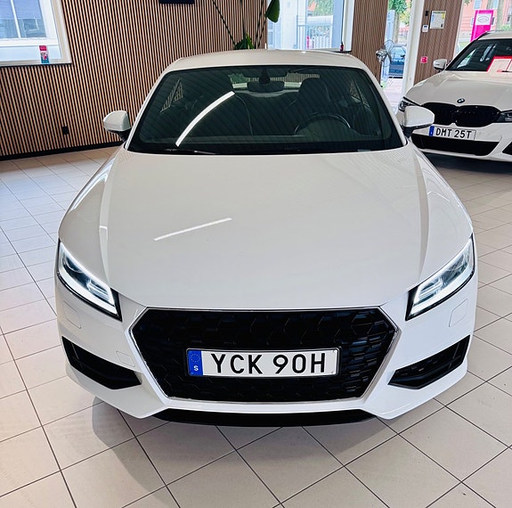 Audi TT 11 of 21