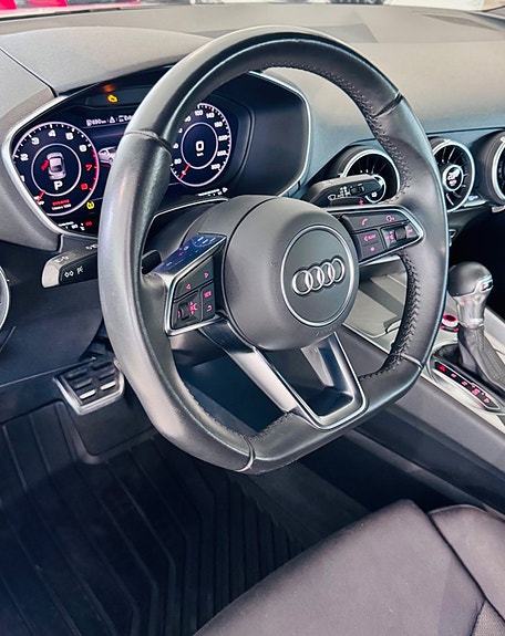 Audi TT 15 of 21