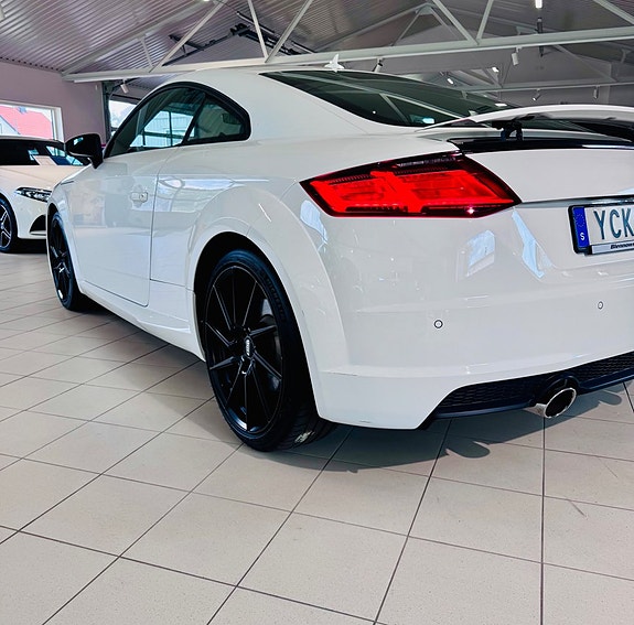Audi TT 13 of 21