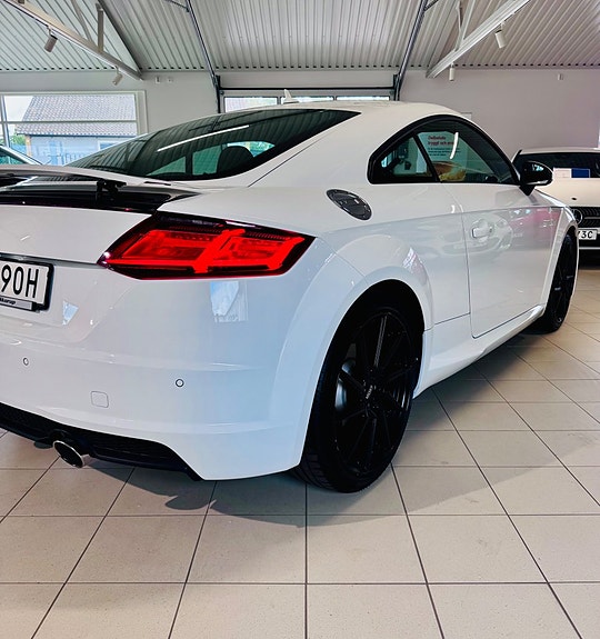 Audi TT 8 of 21