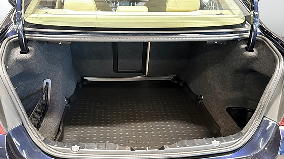 BMW 520 10 of 10