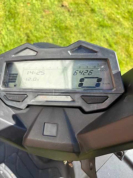Kymco Super 8 2 of 5