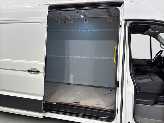 Volkswagen Crafter 10 of 17