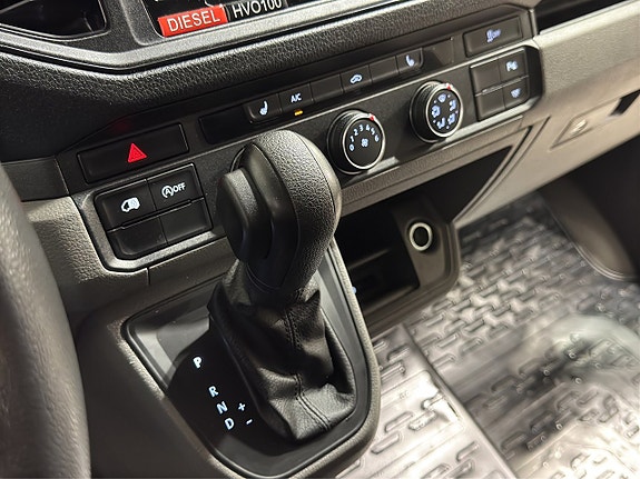 Volkswagen Crafter 16 of 17