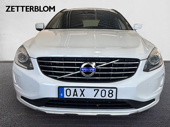 Volvo XC60 5 of 15