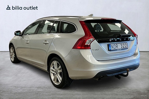 Volvo V60 3 of 5