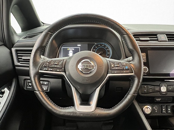 Nissan Leaf 14 of 30