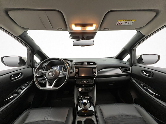 Nissan Leaf 13 of 30