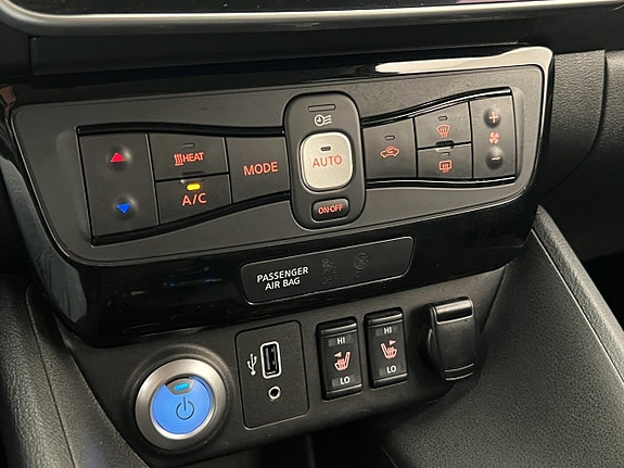 Nissan Leaf 17 of 30
