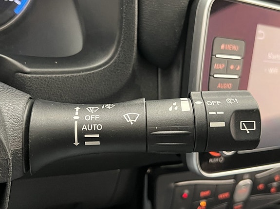 Nissan Leaf 26 of 30