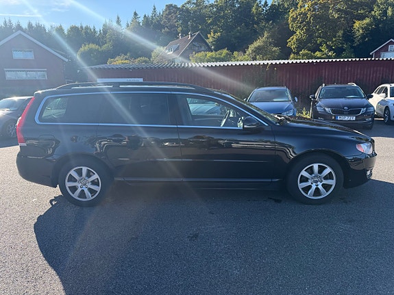 Volvo V70 6 of 26