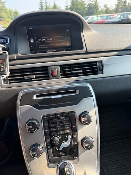 Volvo V70 19 of 26
