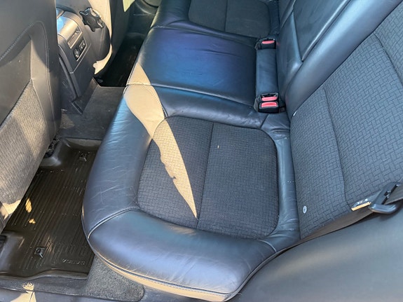 Volvo V70 15 of 26