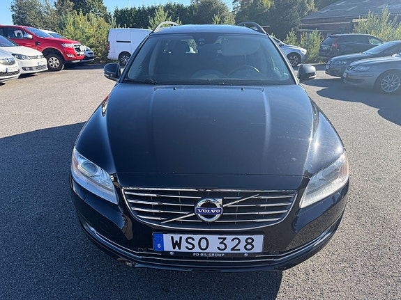 Volvo V70 8 of 26