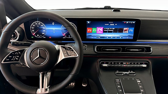 Mercedes-Benz V300 d 7 of 13